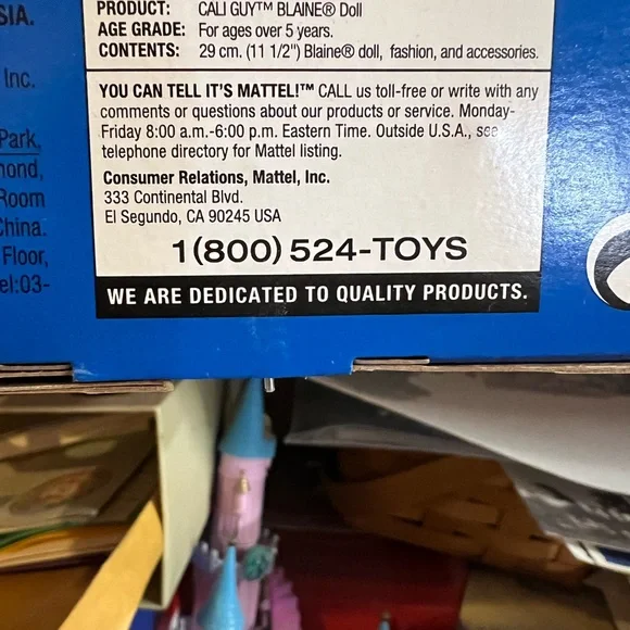 Mattel Cali Guy Blaine with Blue and White Surf Gear NRFB - Picture 7 of 9